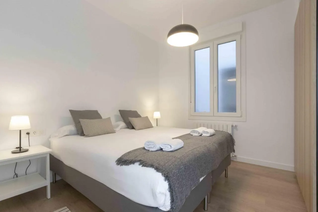 Apartment The Rentals Collection - Larramendi I San Sebastian